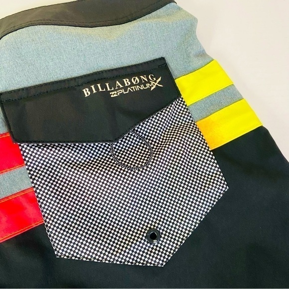 Billabong Platinum Jack Free Stone Performance Striped Board Shorts Size 36 - Picture 3 of 6